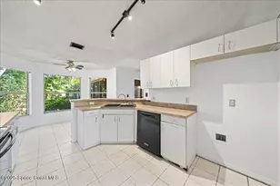 1639 Sweetwood Dr, Melbourne, FL 32935 - Photo 14