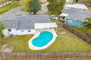 668 Thomas Jefferson Ln, Melbourne, FL 32904 - Photo 4