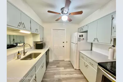 110 Deleon Road, Cocoa Beach, FL 32931 - Photo 10