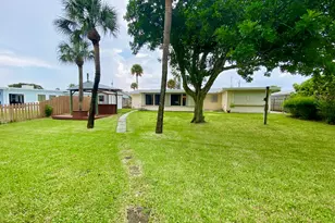 110 Deleon Rd, Cocoa Beach, FL 32931 - Photo 18