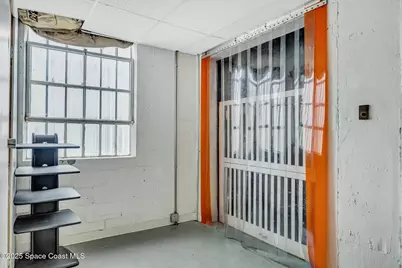 902 E New Haven Avenue, Melbourne, FL 32901 - Photo 8