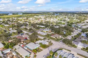 172 Woodland Ave, Cocoa Beach, FL 32931 - Photo 38