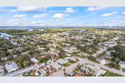 172 Woodland Avenue, Cocoa Beach, FL 32931 - Photo 42