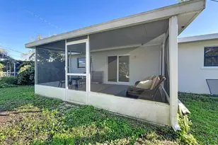 2198 Woodbury Rd, Melbourne, FL 32935 - Photo 22