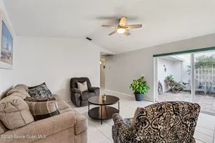 904 Maplewood Ct, Melbourne, FL 32940 - Photo 4