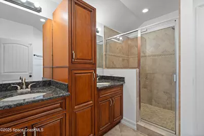 2869 Hiawatha Avenue NE, Palm Bay, FL 32905 - Photo 16