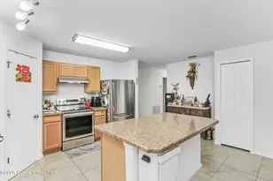 4300 Millicent Cir, Melbourne, FL 32901 - Photo 2