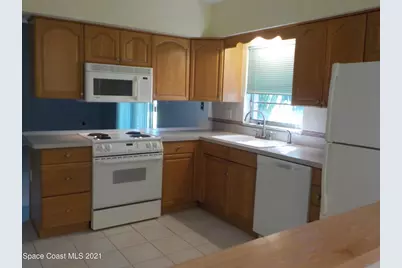 520 Avondale Road NE, Palm Bay, FL 32907 - Photo 4