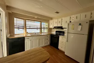 1675 Oceana Dr, Merritt Island, FL 32952 - Photo 4