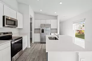 1668 Colebrook Cir SW, Palm Bay, FL 32908 - Photo 10