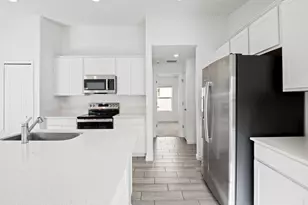 1668 Colebrook Cir SW, Palm Bay, FL 32908 - Photo 8