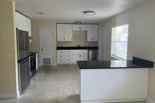 2906 Rollins St, Melbourne, FL 32901 - Photo 4