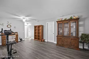 284 Emerson Dr NW, Palm Bay, FL 32907 - Photo 10