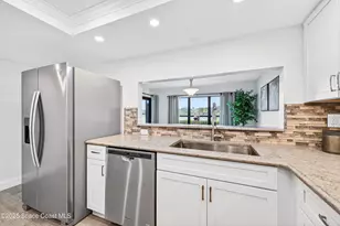 196 Country Club Dr, Melbourne, FL 32940 - Photo 20