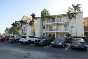 1850 Charlesmont Dr, Melbourne, FL 32903 - Photo 2