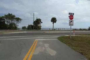 2952 Century Oaks Circle N, Malabar, FL 32950 - Photo 10