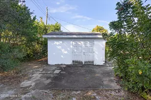 2175 Lucille Ln, Melbourne, FL 32935 - Photo 26