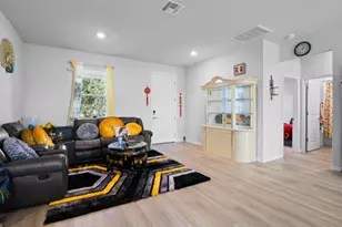 1066 Towhlen St SE, Palm Bay, FL 32909 - Photo 6