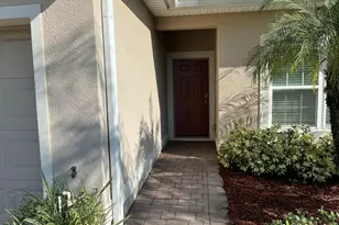 570 Remington Green Dr SE, Palm Bay, FL 32909 - Photo 2