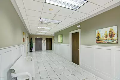 930 S Harbor City Boulevard #302, Melbourne, FL 32901 - Photo 2