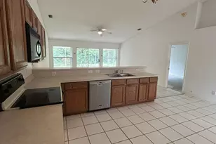 1384 Hill Ave, Melbourne, FL 32940 - Photo 10