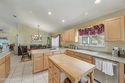2740 Madrigal Lane, Melbourne, FL 32904 - Photo 10
