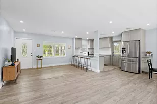 1715 Glendon Dr, Melbourne, FL 32901 - Photo 2