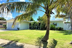 810 1st St, Merritt Island, FL 32953 - Photo 2