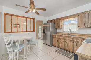 660 SE Grandeur Street SE, Palm Bay, FL 32909 - Photo 4