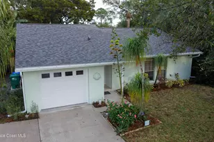 425 Banyan St, Sebastian, FL 32958 - Photo 2