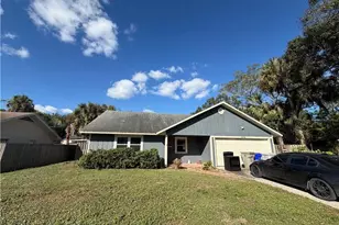 2526 4th St, Vero Beach, FL 32968 - Photo 1