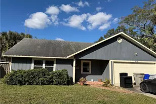 2526 4th St, Vero Beach, FL 32968 - Photo 2