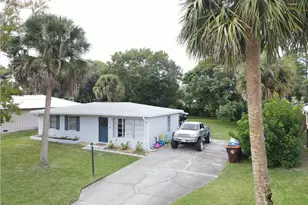 161 21st Ave, Vero Beach, FL 32962 - Photo 2