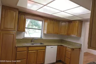 3145 Ellis Dr, Melbourne, FL 32904 - Photo 8