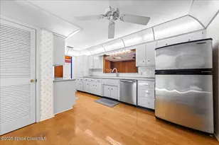 6030 Orangeview Dr, Melbourne, FL 32904 - Photo 10