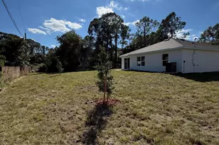 881 Hollahan Rd SE, Palm Bay, FL 32909 - Photo 6