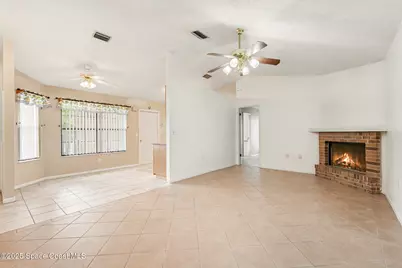 1285 Karlovy Avenue NW, Palm Bay, FL 32907 - Photo 2