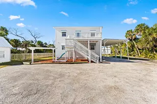 3755 N Indian River Dr, Cocoa, FL 32926 - Photo 36