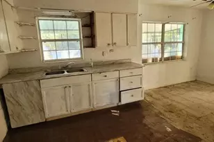 900 S Park Ave, Titusville, FL 32780 - Photo 14