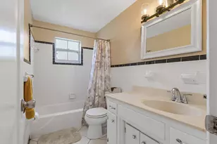 409 Lynn Ave, Melbourne, FL 32935 - Photo 18