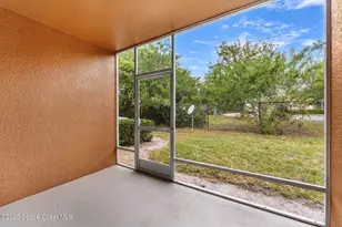 1050 Venetian Dr, Melbourne, FL 32904 - Photo 26