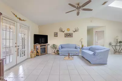 970 Tahiti Avenue SE, Palm Bay, FL 32909 - Photo 6