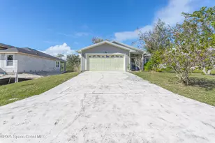 970 Tahiti Ave SE, Palm Bay, FL 32909 - Photo 2
