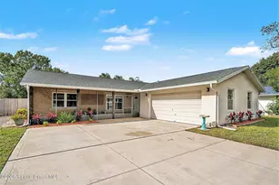 665 Tallwood Cir, Melbourne, FL 32904 - Photo 2