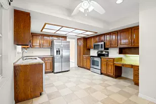 202 River Walk Dr, Melbourne Beach, FL 32951 - Photo 10