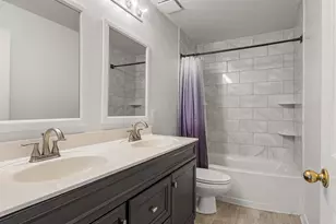 1701 Brookshire Cir, Melbourne, FL 32904 - Photo 12