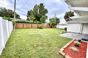 789 Walnut Dr, Melbourne, FL 32935 - Photo 24