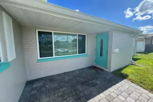789 Walnut Dr, Melbourne, FL 32935 - Photo 2