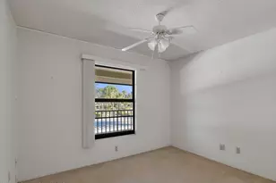 27 Plantation Dr, Vero Beach, FL 32966 - Photo 6