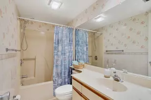 27 Plantation Dr, Vero Beach, FL 32966 - Photo 12